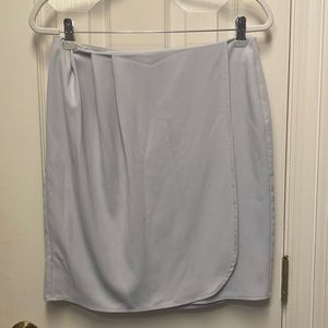 Silky feeling pencil skirt